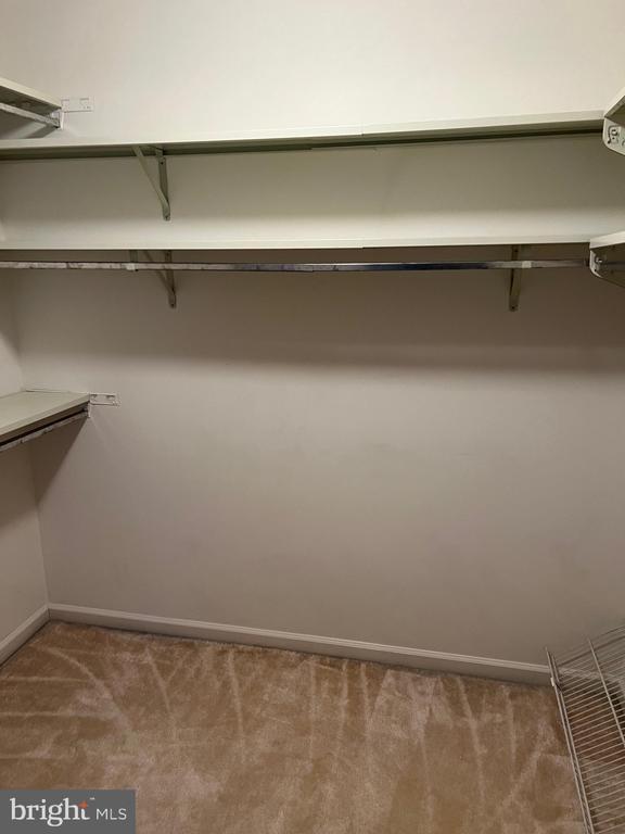 Building Photo - 10775 Brewer House Rd