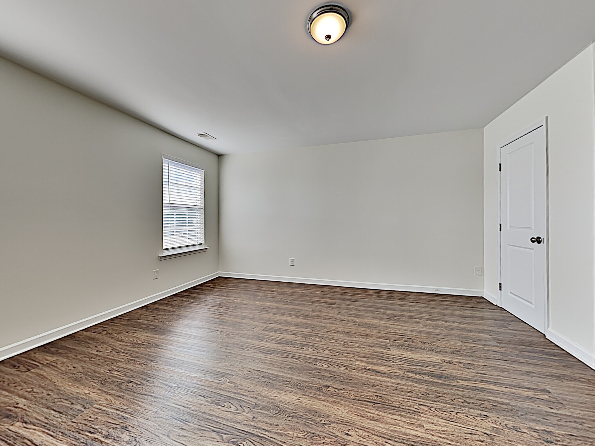 Building Photo - 468 Whispering Breeze Ln