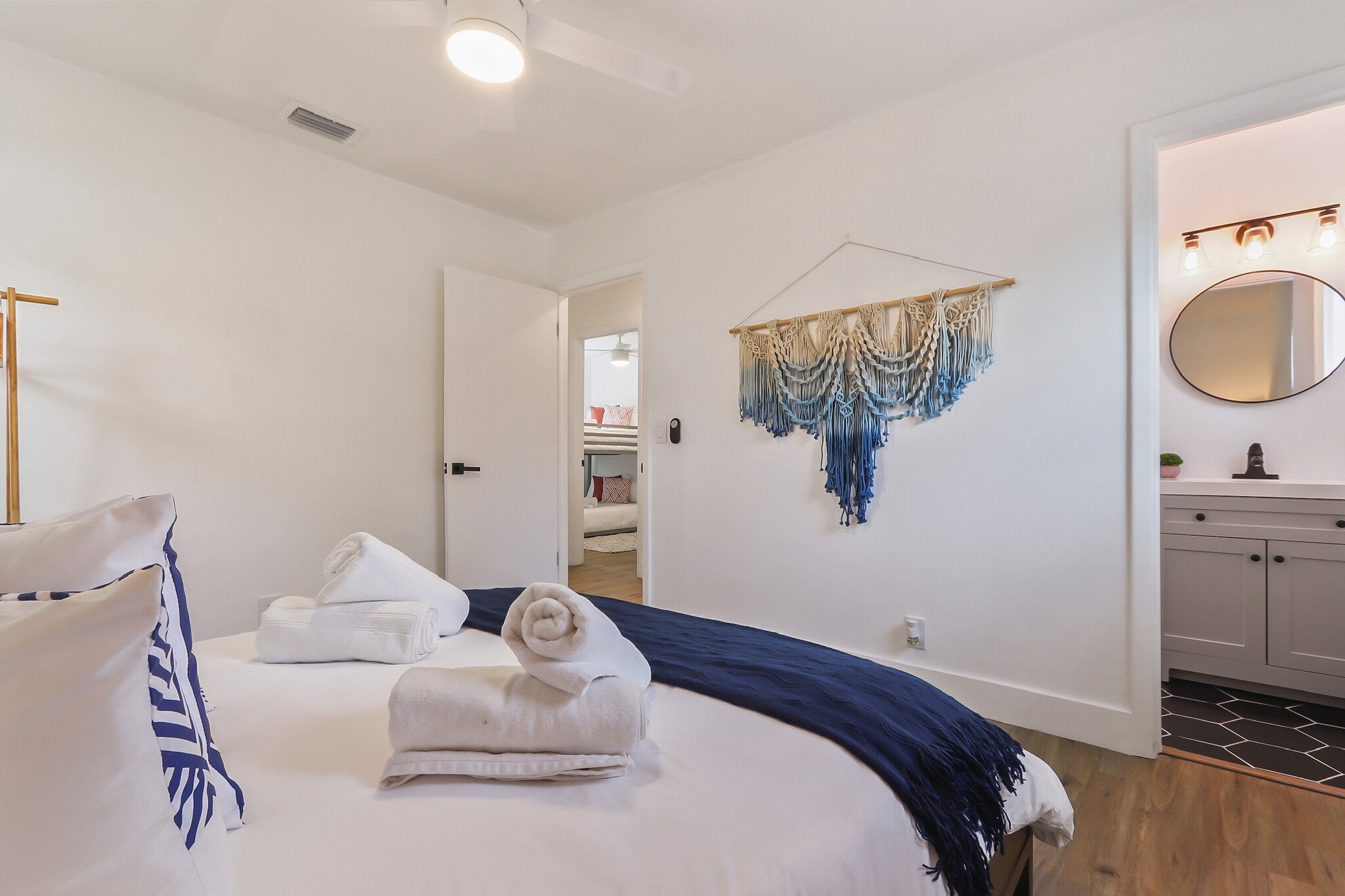 Master Bedroom - View 2 (Furnished) - 6602 S Mascotte St