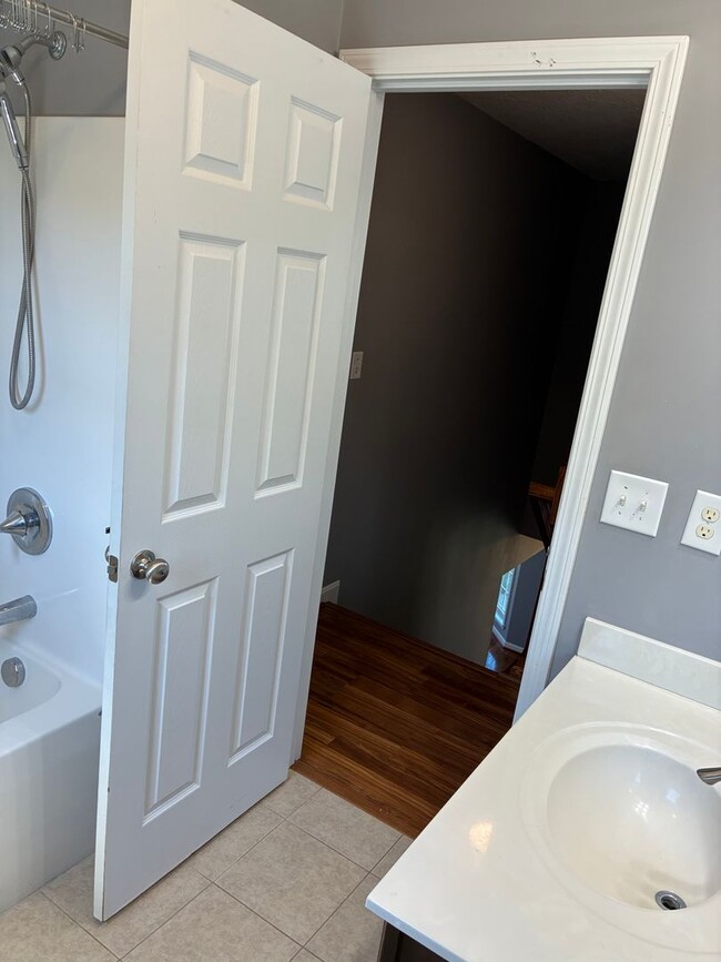 Building Photo - **ELIZABETHTOWN INDEPENDENT SCHOOL DISTRICT**