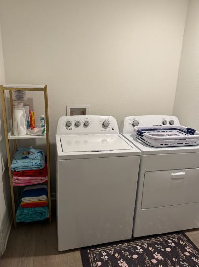 Building Photo - 5 Upland Pl