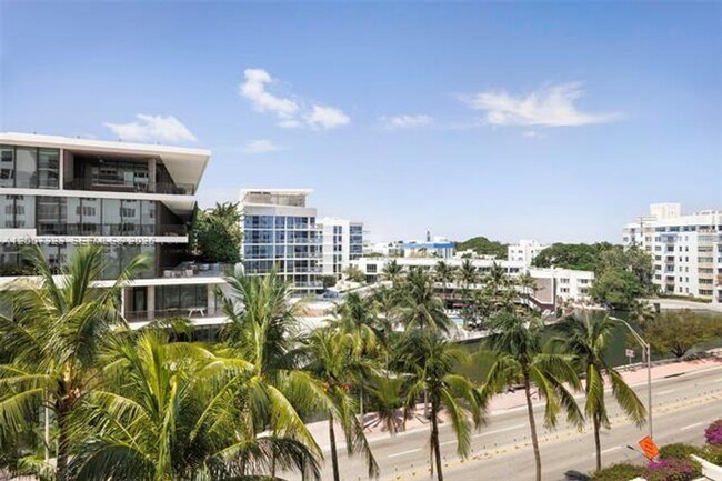 Building Photo - 2301 Collins Ave