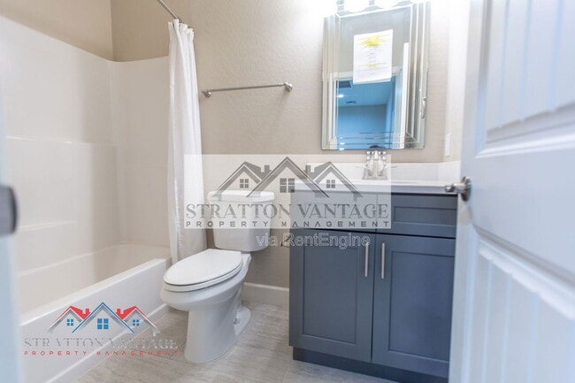 Building Photo - 1406 W Main St