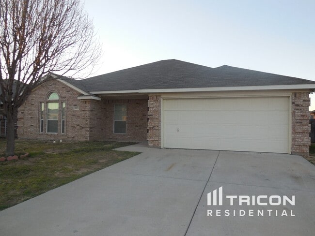 Primary Photo - 925 Crowder Dr