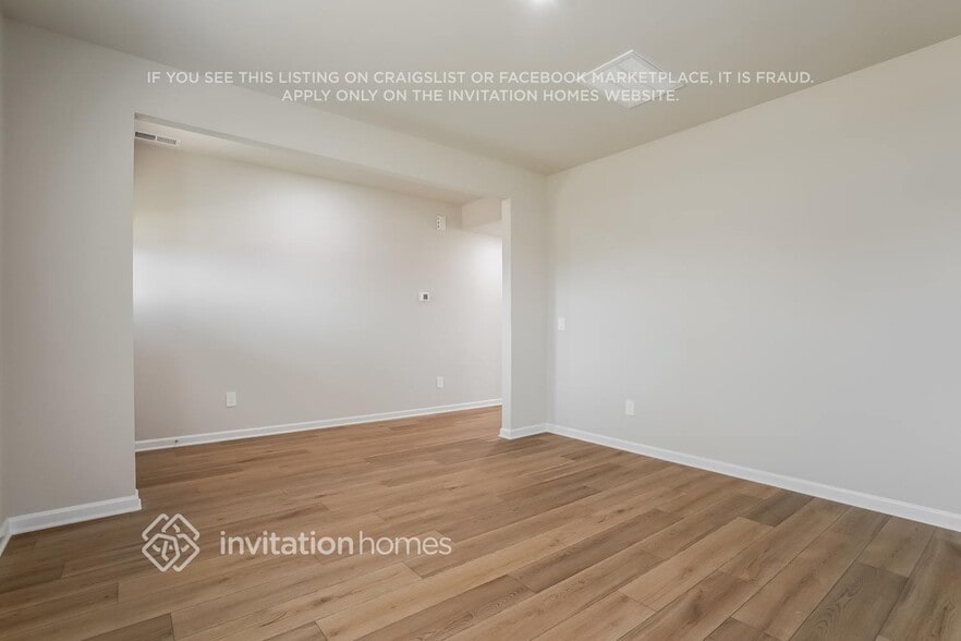 Building Photo - 583 White Birch Ln