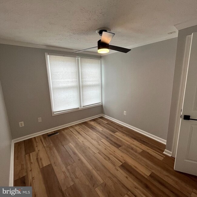 Building Photo - 7807 Edmunds Way