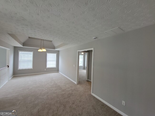 Building Photo - 2364 Fallbrook Ct