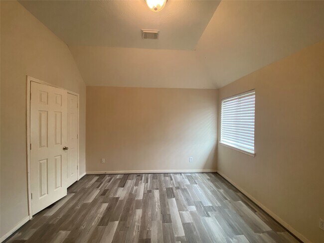 Building Photo - 21239 Rush Hollow Ct