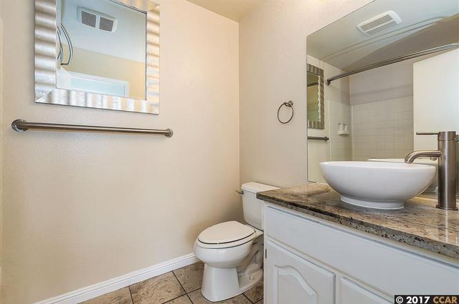 Building Photo - 140 Marina Lakes Dr