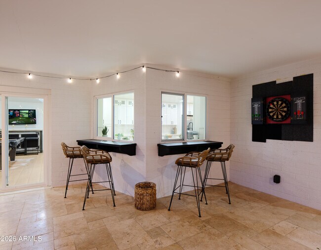 Building Photo - 15218 N 61st St