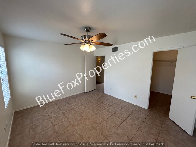 Building Photo - 2201 N Sparkman-Unit 2