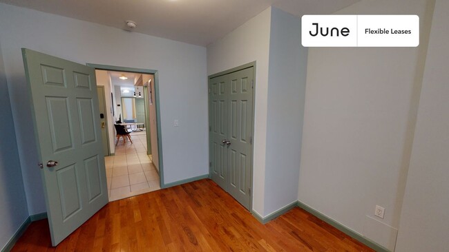 Building Photo - 2036 Second Avenue