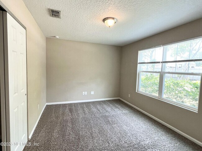 Building Photo - 12168 Biarritz St