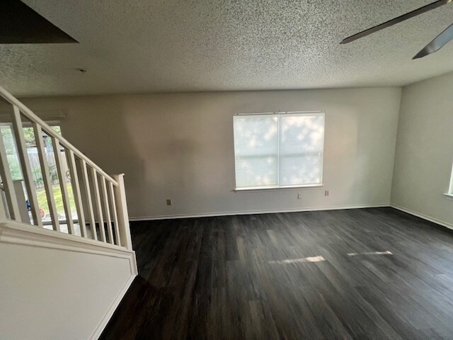 Building Photo - 7242 Artisan Ln