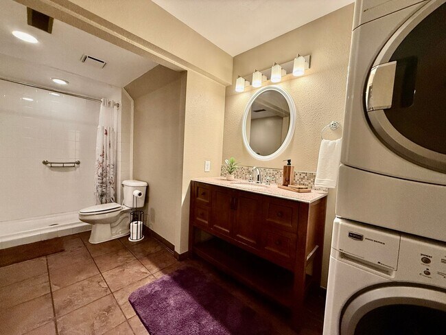 Building Photo - 3805 Brushland Ct