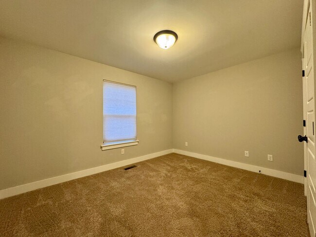 Building Photo - 6477 Olin Ln