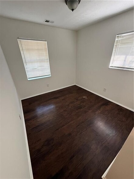 Building Photo - 7265 Mockingbird Trail