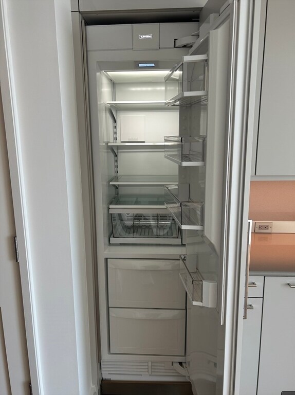 Building Photo - 1 Dalton St