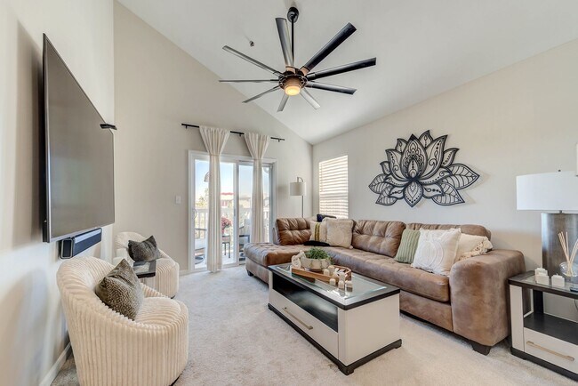 Building Photo - Tastefully updated 2-bedroom, 2-bath condo
