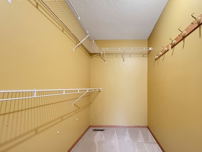 Building Photo - 1839 Valley Ridge Trail S