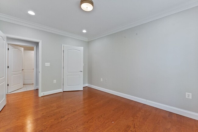Building Photo - Luxury Old Town Living at The Prescott | 2BR Condo Just Off King Street
