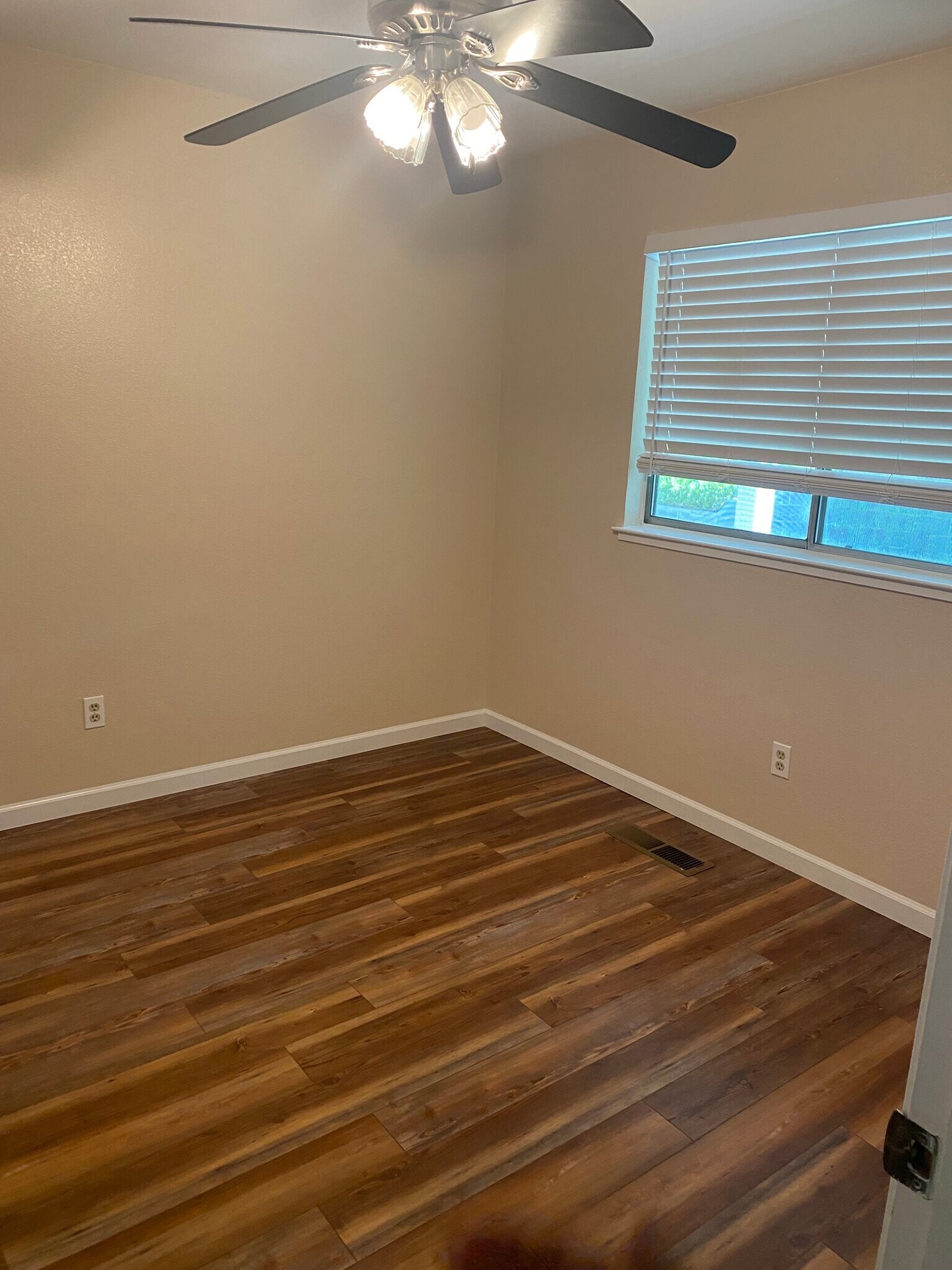 Building Photo - 1460 Gamay Cir