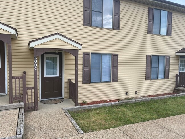 Building Photo - 200 Vickie Lynn Ln