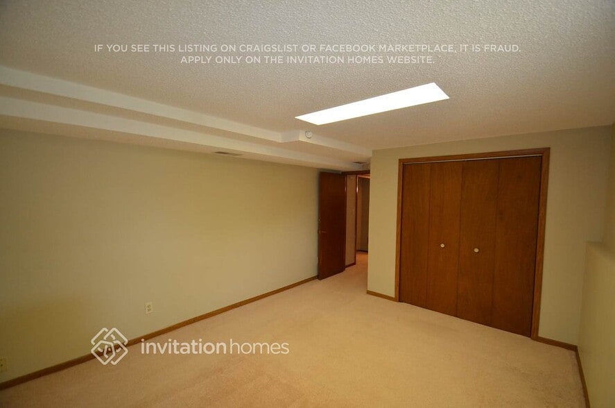 Building Photo - 124 Oakwood Rd