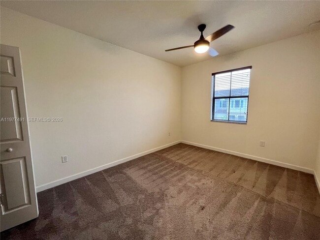 Building Photo - 15000 SW 119th Ln