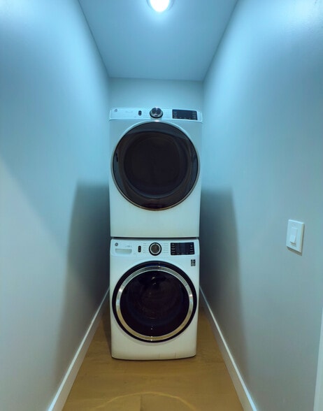 Laundry Room - 19 High St