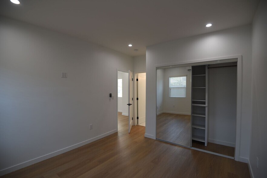Building Photo - 5915 Fair Ave