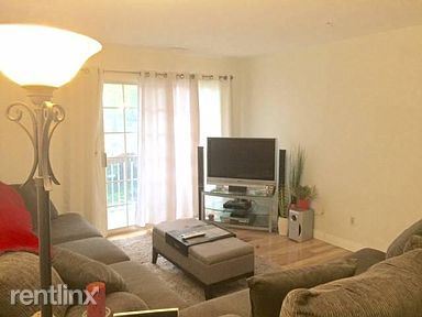Primary Photo - 2 br, 2 bath Condo - 404 Stratford place