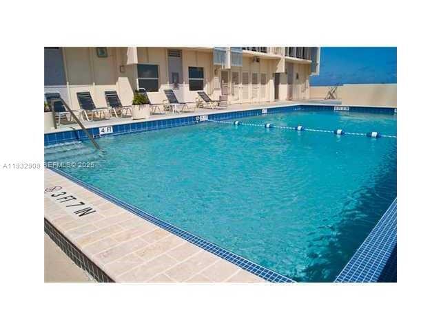 Building Photo - 1720 Harrison St