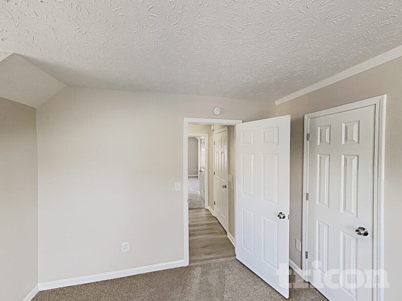 Building Photo - 63 Bent Creek Dr