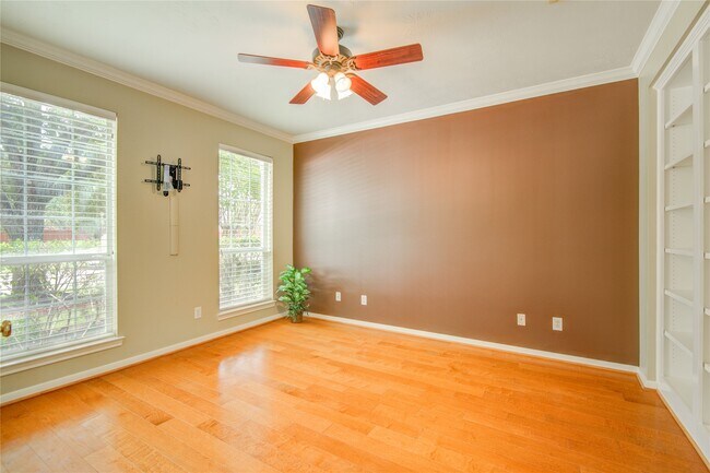Building Photo - 5814 Ballina Canyon Ln