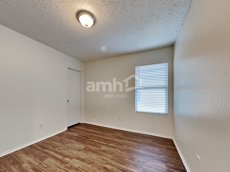 Building Photo - 6616 Waterhill Ln