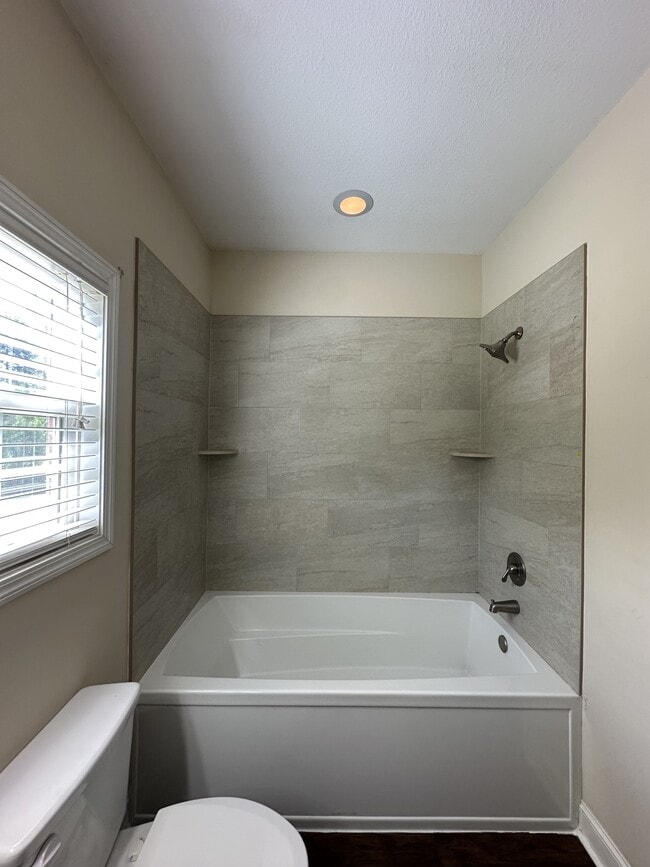 Building Photo - 441 Serenity Ave