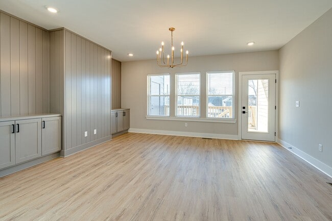 Building Photo - 4 Bedroom Rental in The Nations!