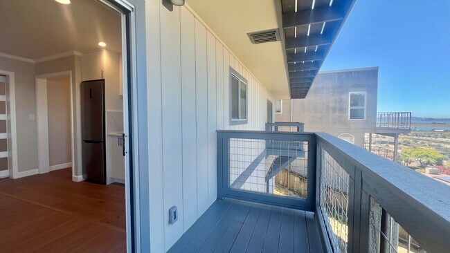 Building Photo - Modern Style and Sophistication, 1-Bed, 1-Bath Living at Hillside in Albany