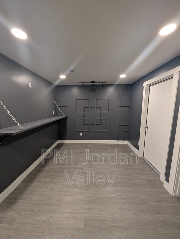 Building Photo - 5077 W Arete Wy