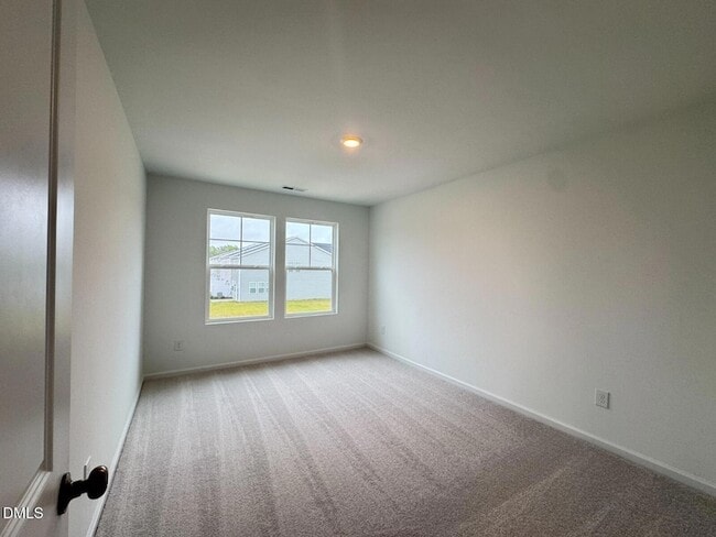 Building Photo - 229 Lily Patch Ln