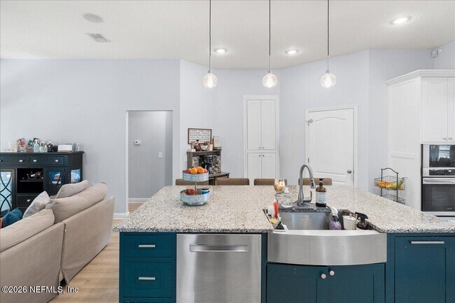 Building Photo - 5281 Oxford Crest Dr