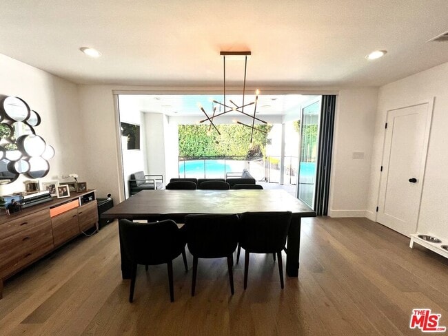 Building Photo - 4321 Greenbush Ave