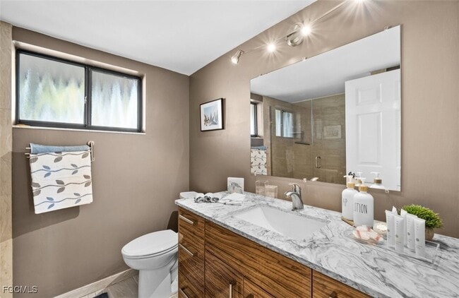 Building Photo - 413 Augusta Blvd