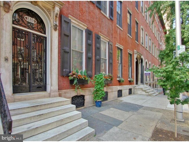 Building Photo - 1810 Spruce St