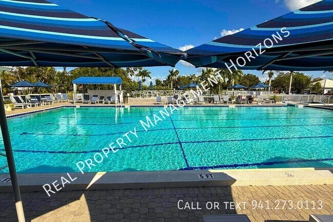 Building Photo - 534 Warwick Ln