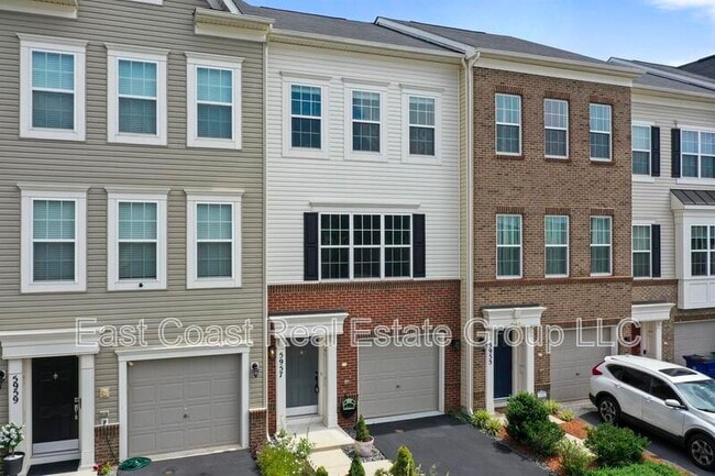 Building Photo - 5957 Whelan Ln