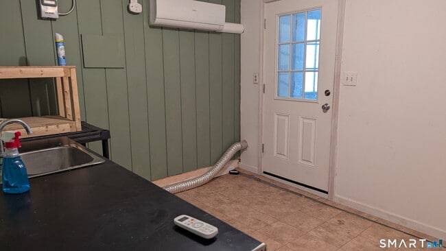 Building Photo - 141 Gurleyville Rd