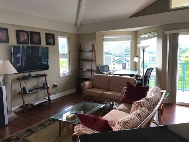 Building Photo - Furnished 3 Bedroom 3 Bath Condo