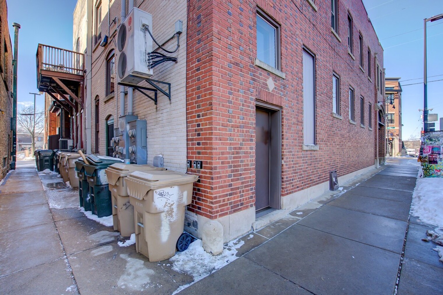 Building Photo - 1253 Williamson St